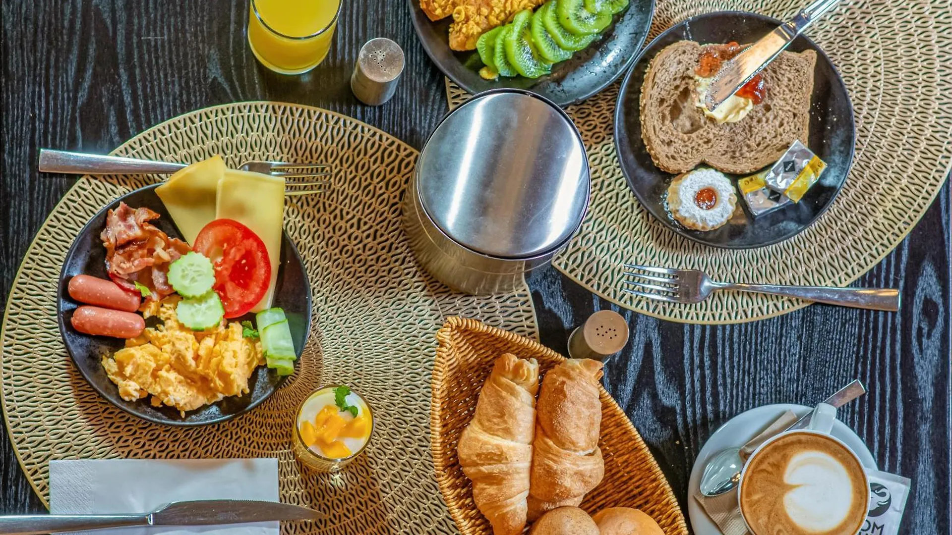 Andrassy Thai Hotel Boedapest
