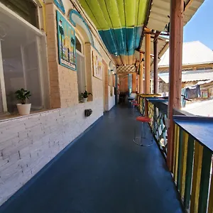 El 旅馆 第比利斯